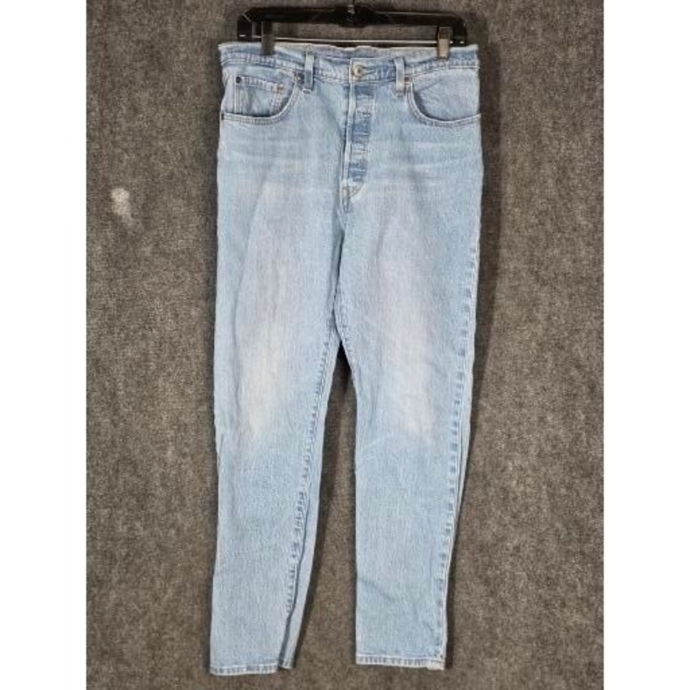 Levis 501 Original Jeans Womens 31x30 Light Wash Button Fly Straight‎ Leg Denim